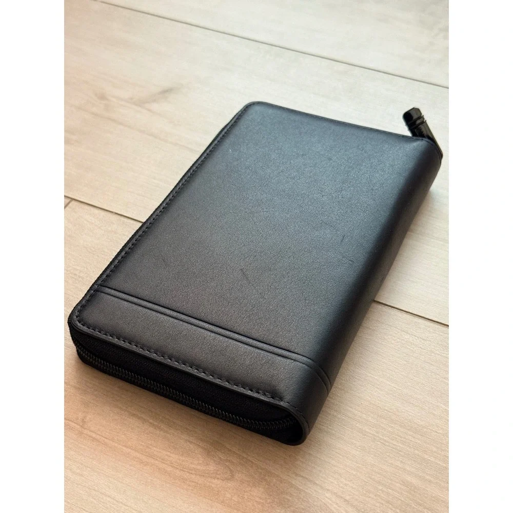 NWT $295 Tumi Horizon SLG Black Smooth Leather Zip Around Travel Wallet